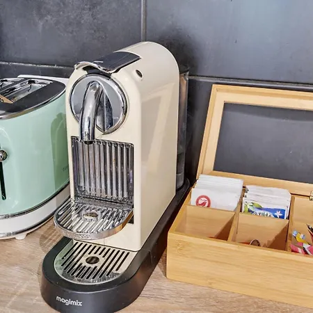 216 Vintage Spirit - Superb